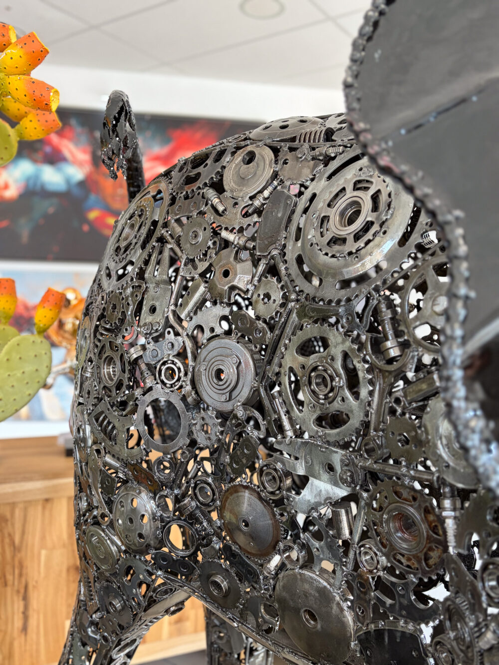 Détail de l’éléphant en pièces mécaniques – vue rapprochée