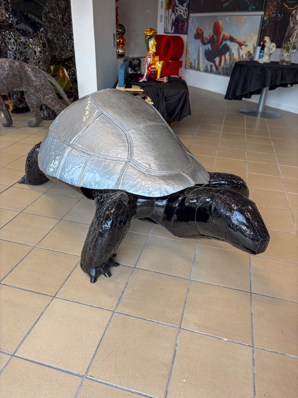 Statue tortue en métal