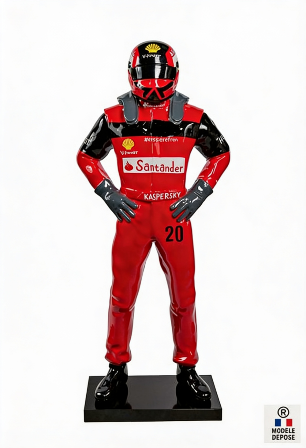 Sculpture pilote Ferrari rouge Scuderia résine 150 cm – statue F1 décoration
