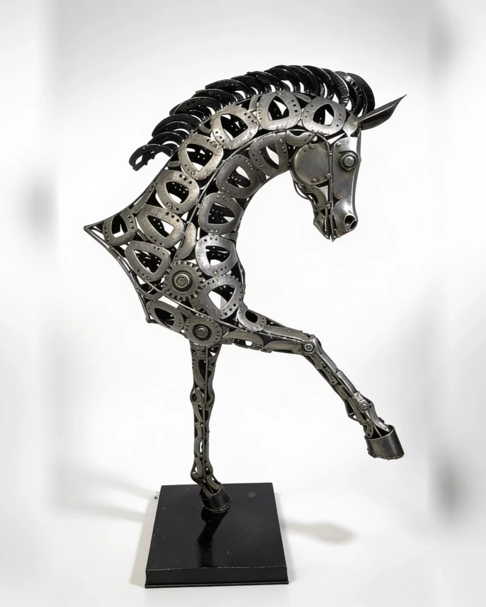 Demi-cheval métal noir 135 cm